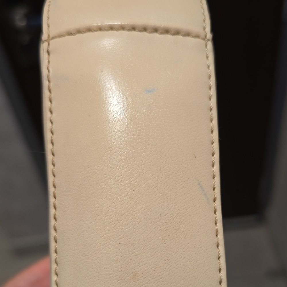 Liz Claiborne‎ Cream Shoulder Bag | Y2K Minimalist Faux Leather Purse - Picture 4 of 8
